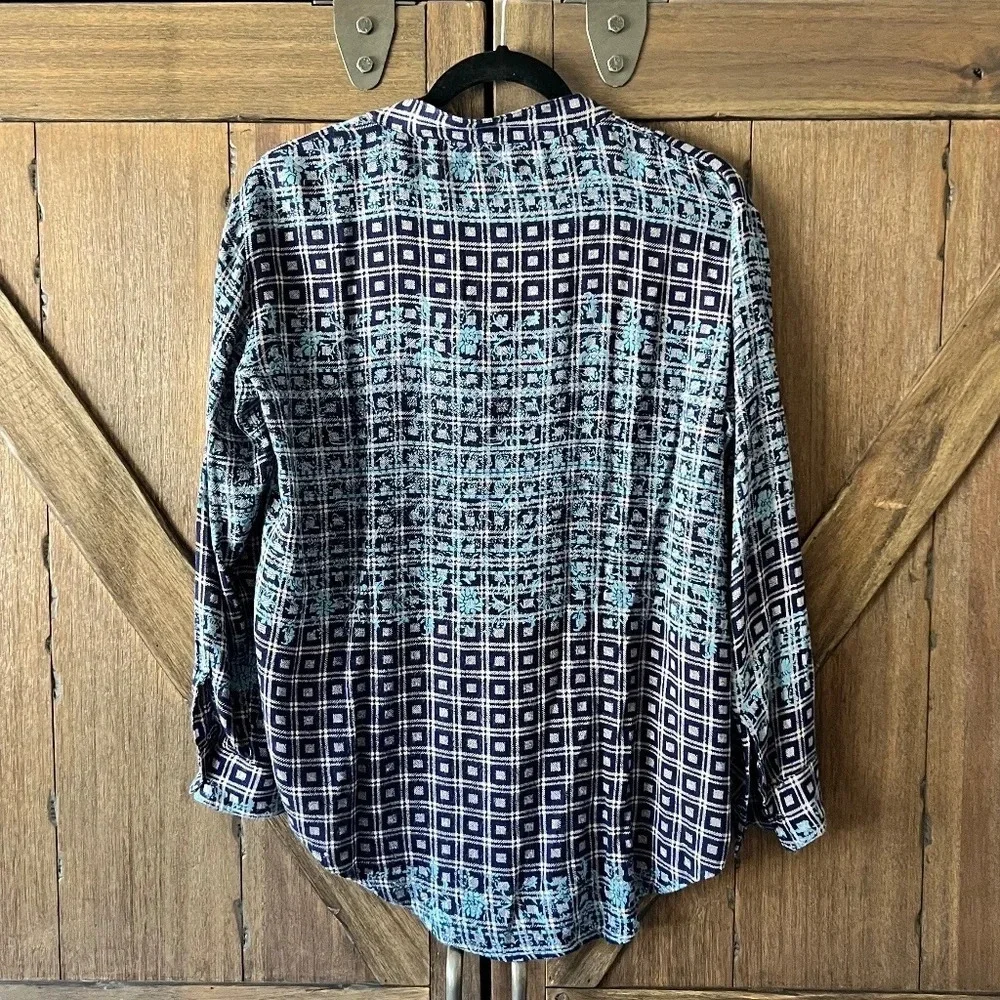 Free People Caravan Printed Blue Shirt Size XS EUC